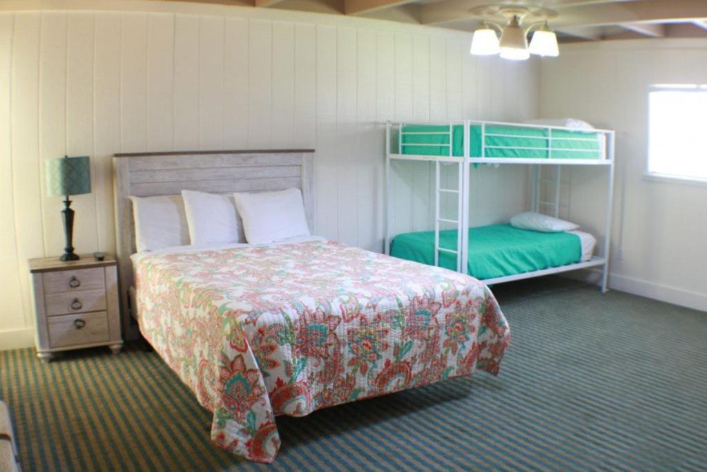 רוקפורט D&R Pelican Bay Resort מראה חיצוני תמונה