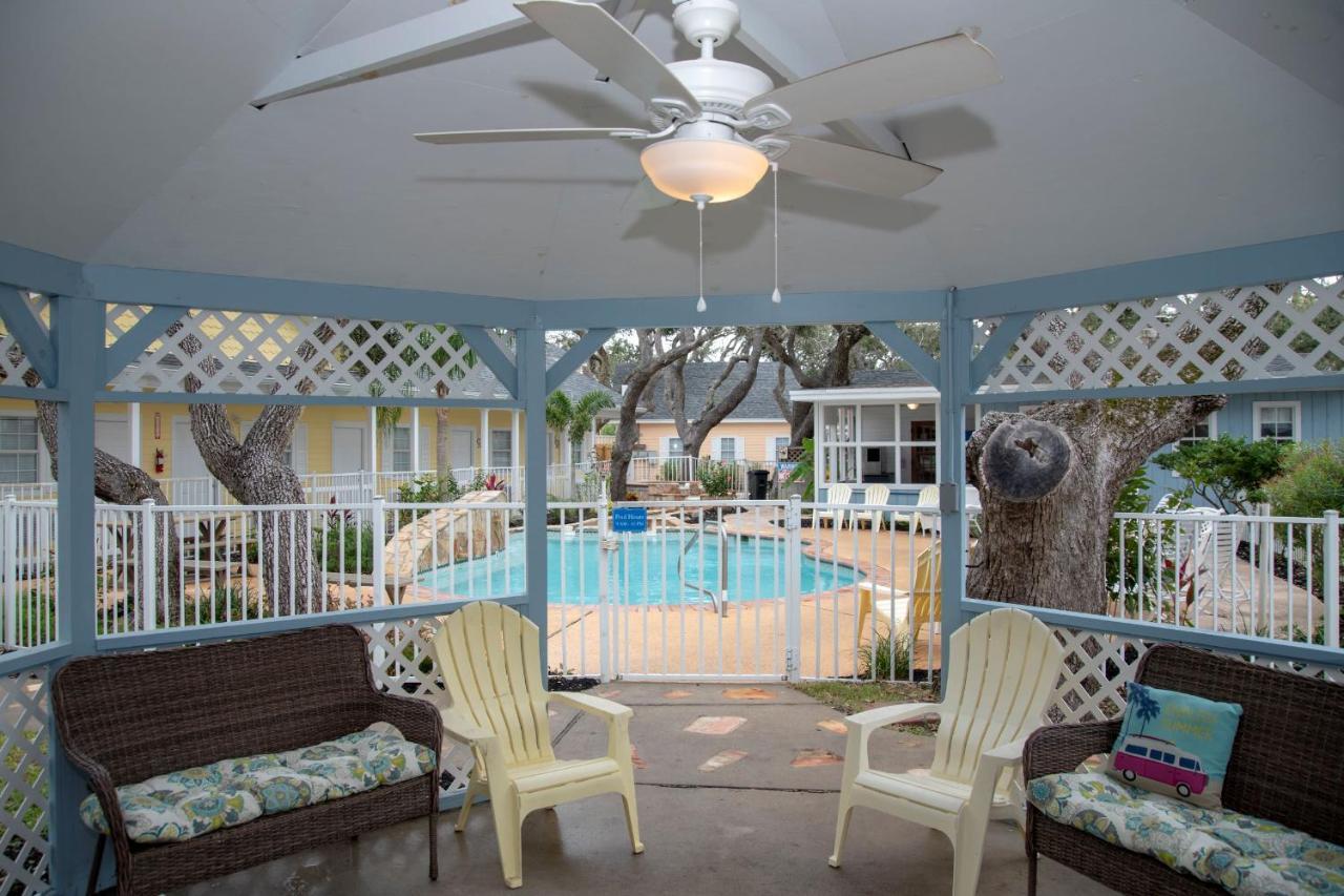 רוקפורט D&R Pelican Bay Resort מראה חיצוני תמונה